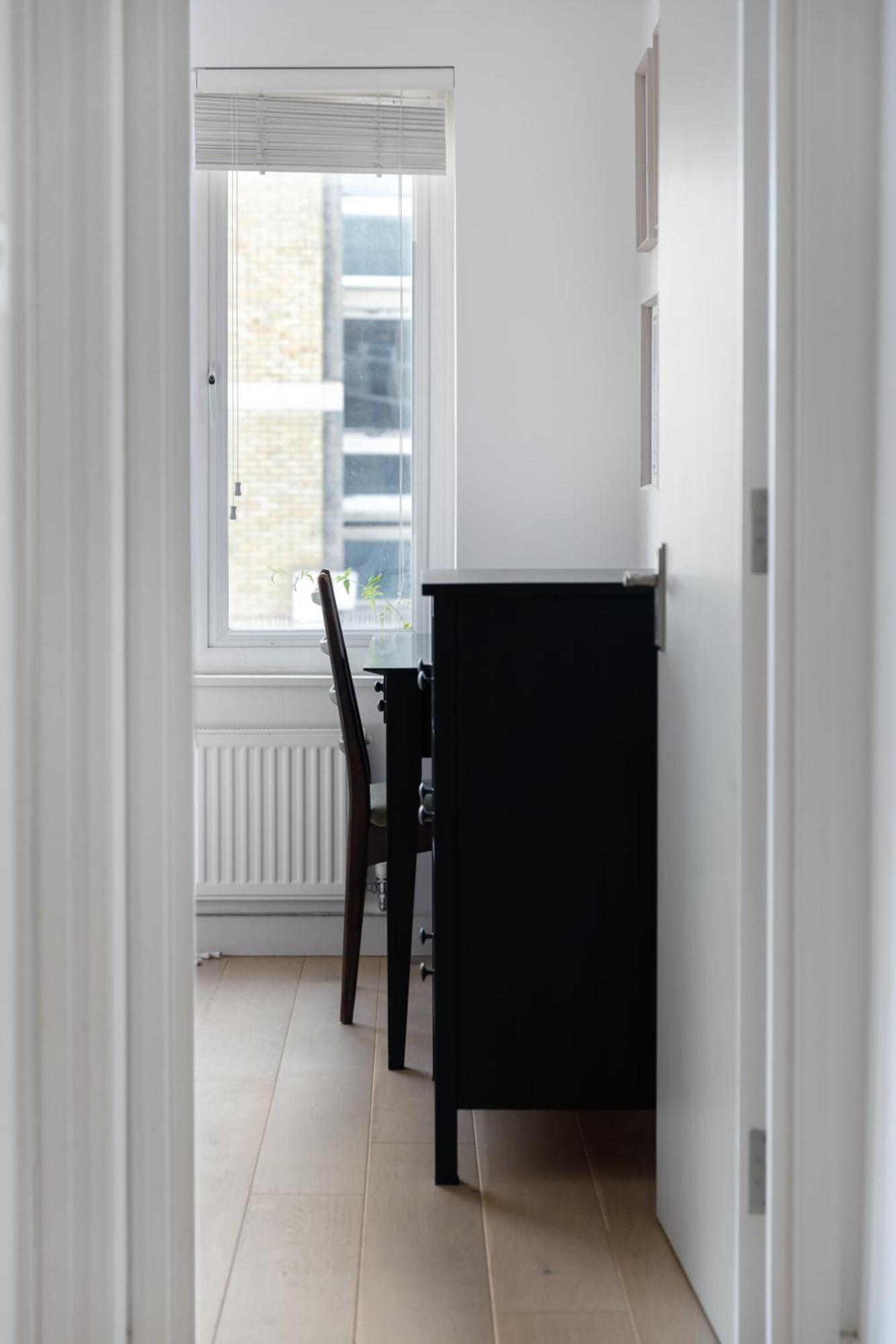 4 Bed 2 Bath - Modern Flat Right On Columbia Road! Case de vacanță Londra